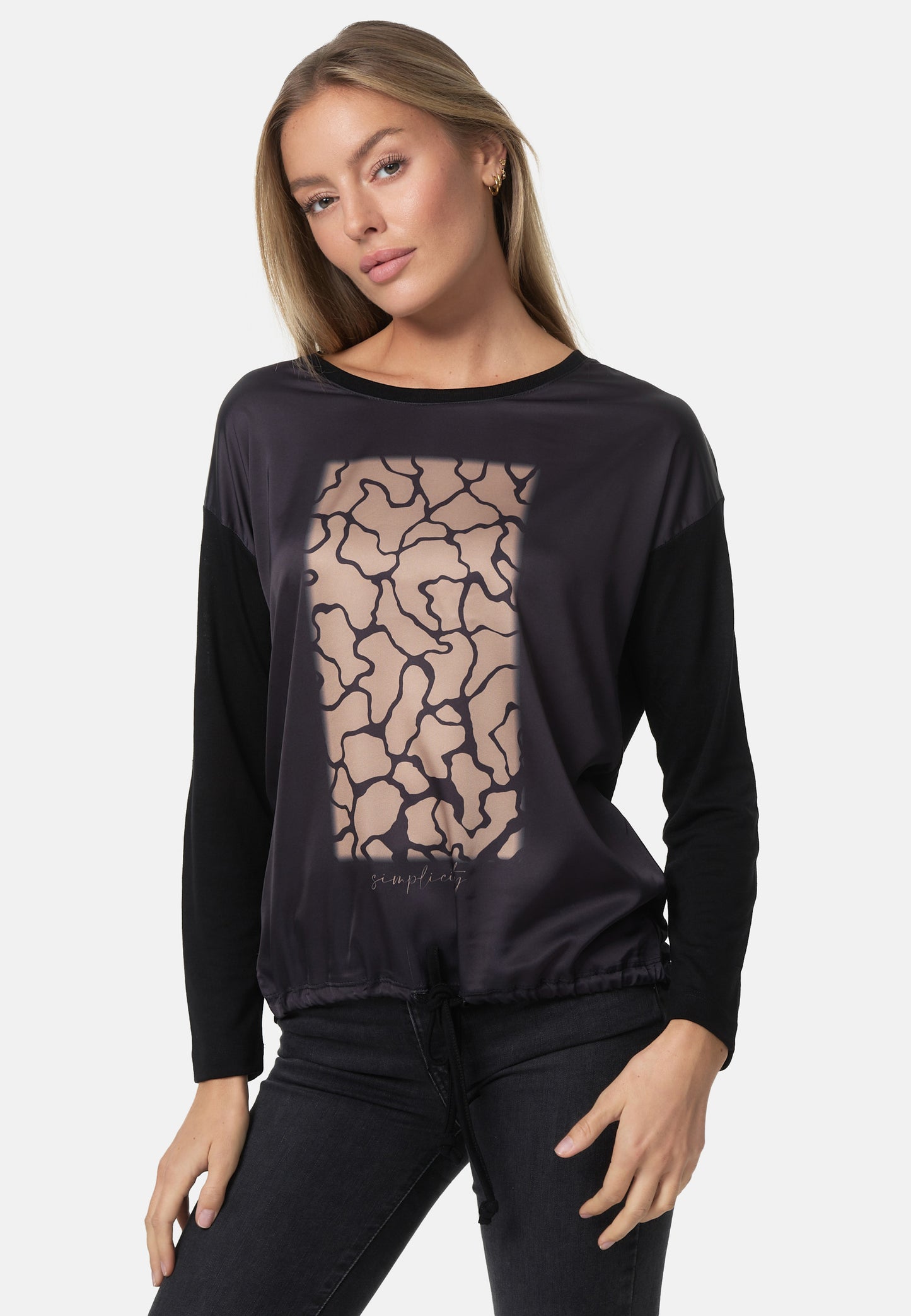 Decay Longsleeve "Simplicity" – Elegantes Design mit Rundhalsausschnitt
