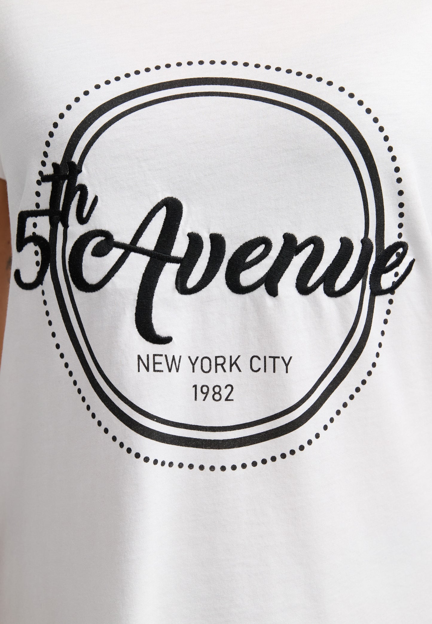 Decay T-Shirt – 5th Avenue New York City Design