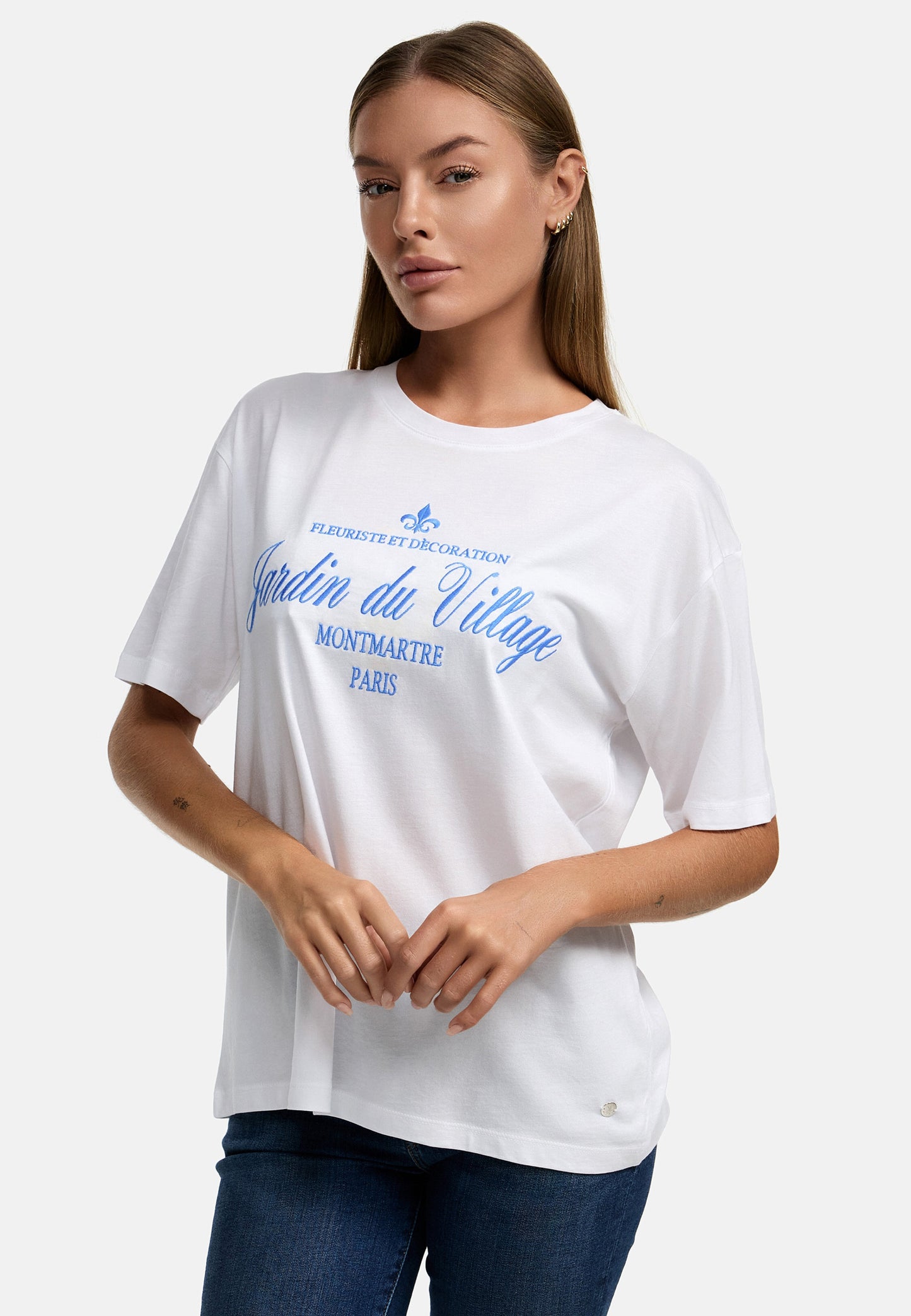 Decay T-Shirt mit "Jardin du Village" Print