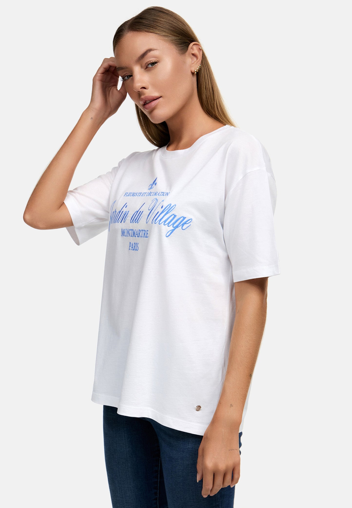 Decay T-Shirt mit "Jardin du Village" Print