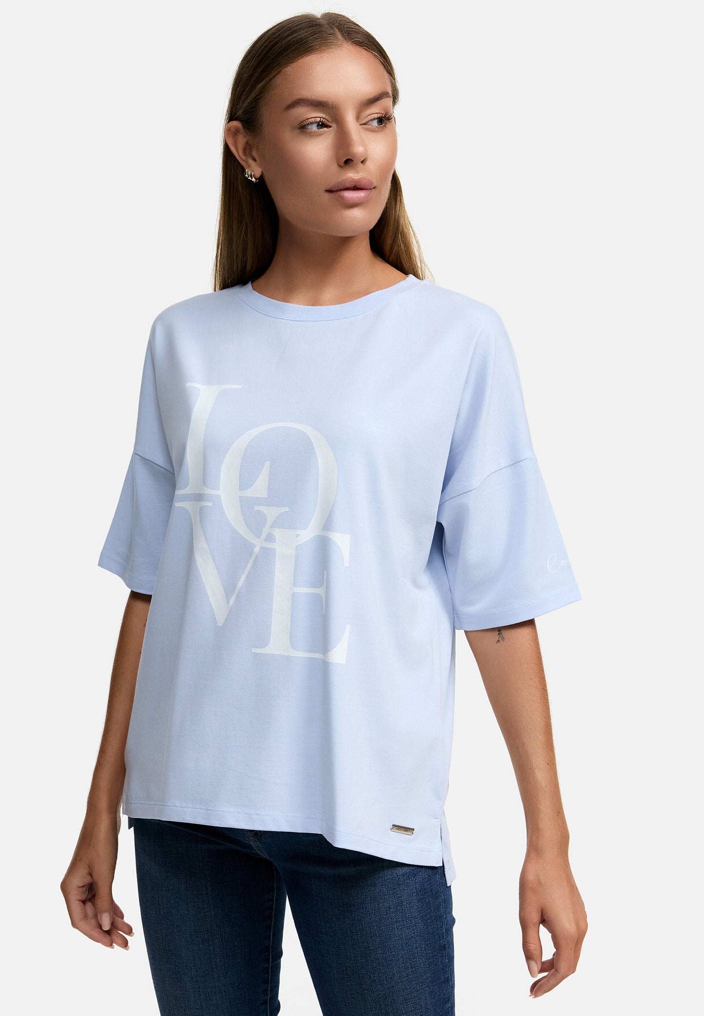 Decay T-Shirt mit "Love"-Schriftzug – Stylisch und Bequem-Miami