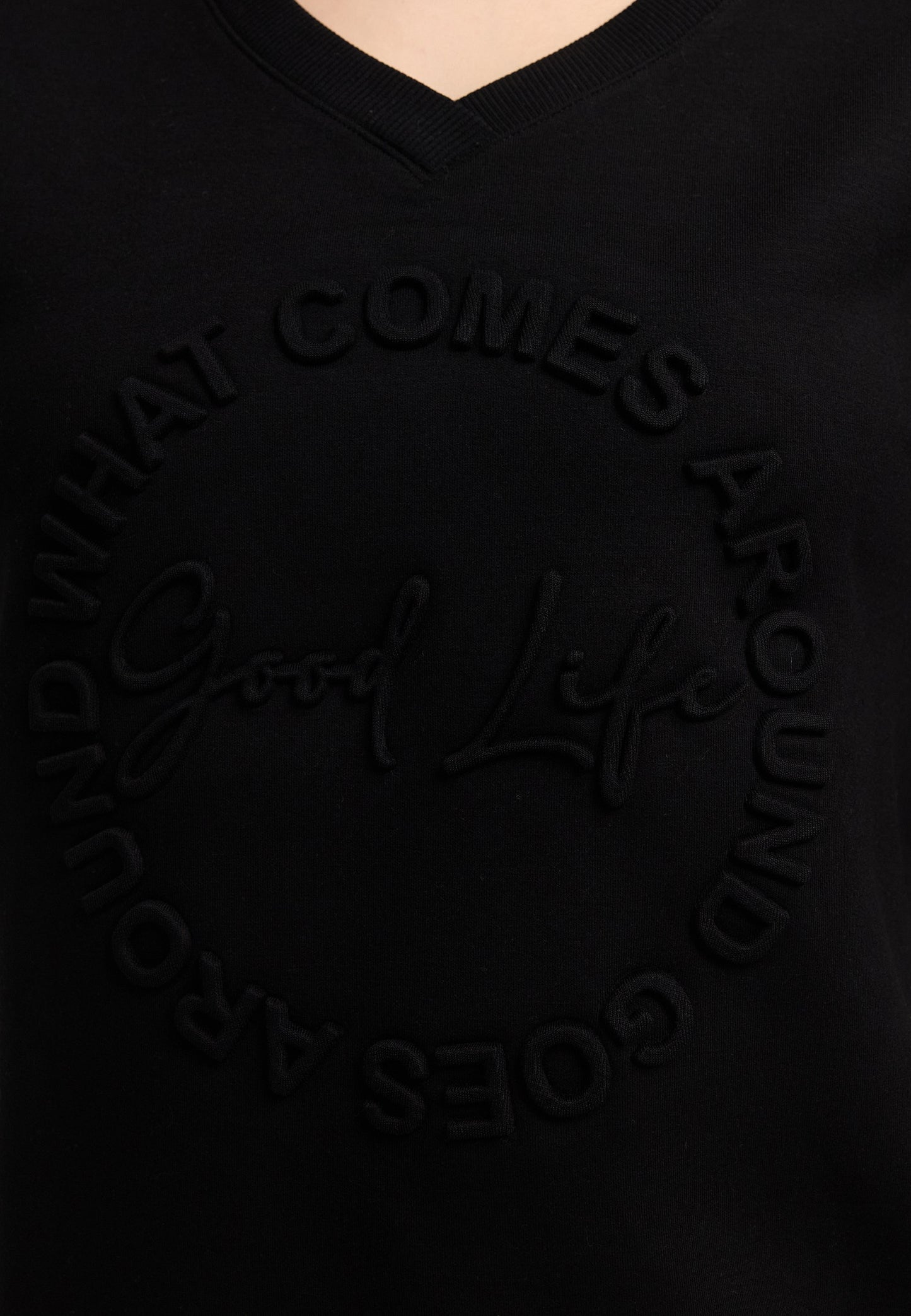 Decay Scuba Longsleeve – What Comes Around Goes Around & Good Life