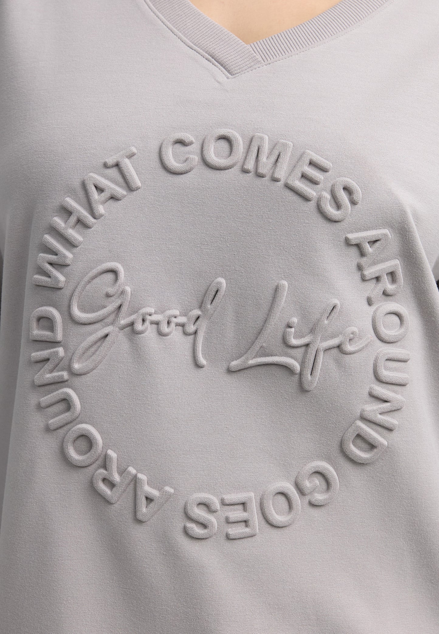 Decay Scuba Longsleeve – What Comes Around Goes Around & Good Life