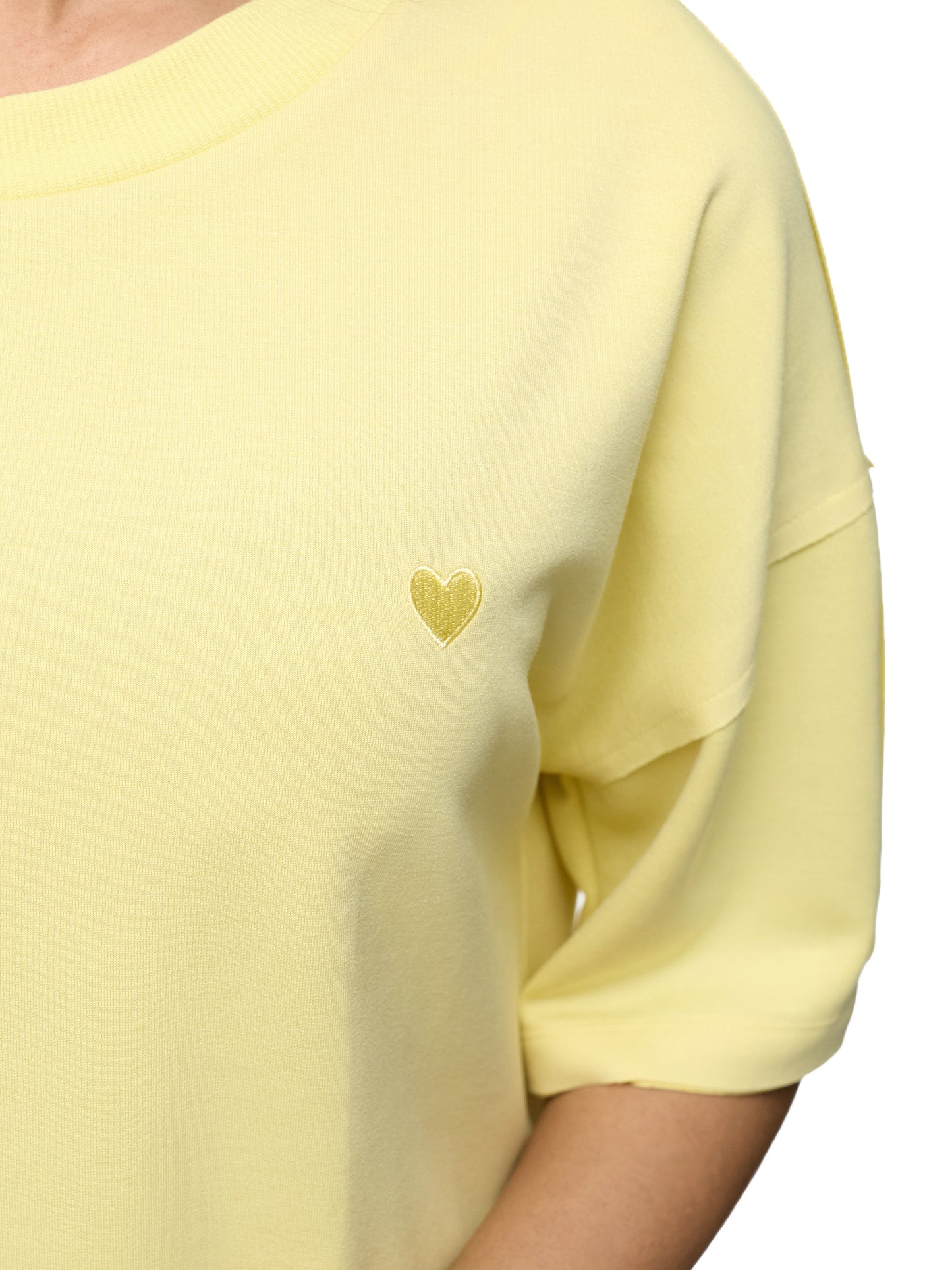 Damen T-Shirt mit herz Logo