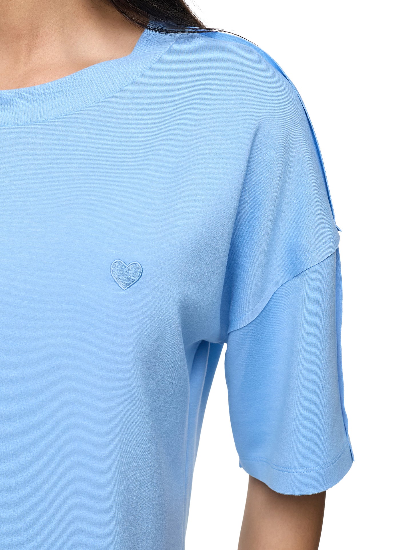 Damen T-Shirt mit herz Logo